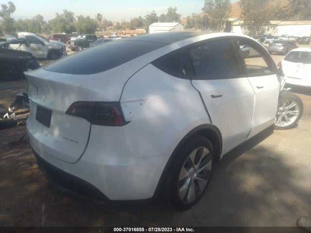 Tesla Model Y Long Range 2023 7SAYGDEE0PA032484 Image 12
