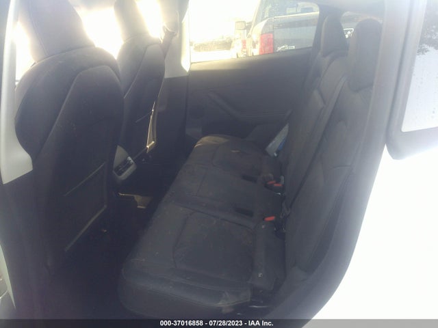 Tesla Model Y Long Range 2023 7SAYGDEE0PA032484 Image 16