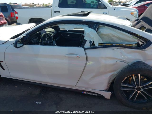 WBA4W7C58KAG52555 BMW 4 Series 440i
