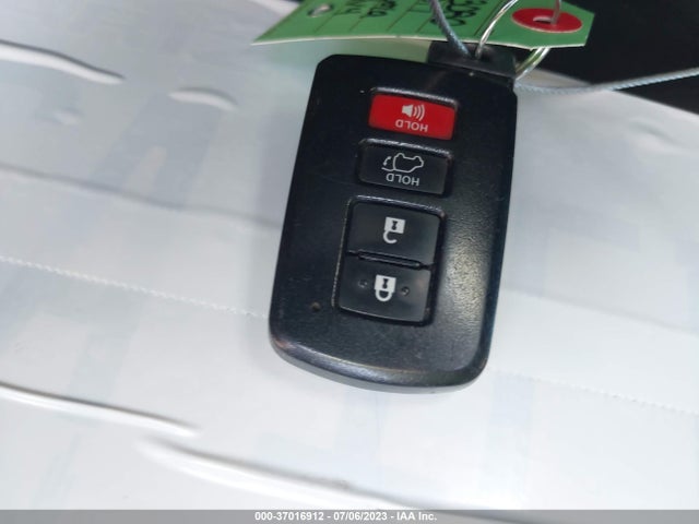 Toyota Rav4 Xle 2017 2T3WFREV5HW331388 Image 3
