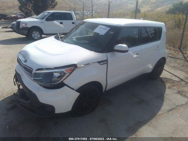 KIA Soul Base 2018 KNDJN2A22J7532697 Image 2