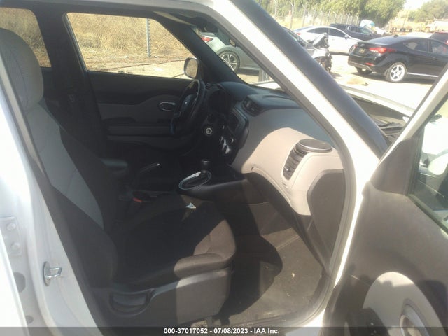 KIA Soul Base 2018 KNDJN2A22J7532697 Image 5