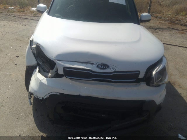 KIA Soul Base 2018 KNDJN2A22J7532697 Image 6