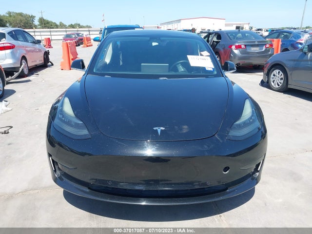 2018 Tesla 3, VIN: 5YJ3E1EA5JF056962