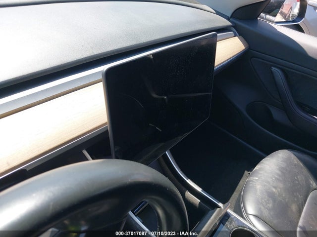 2018 Tesla 3, VIN: 5YJ3E1EA5JF056962