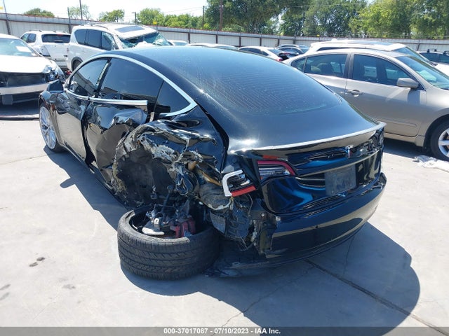 2018 Tesla 3, VIN: 5YJ3E1EA5JF056962