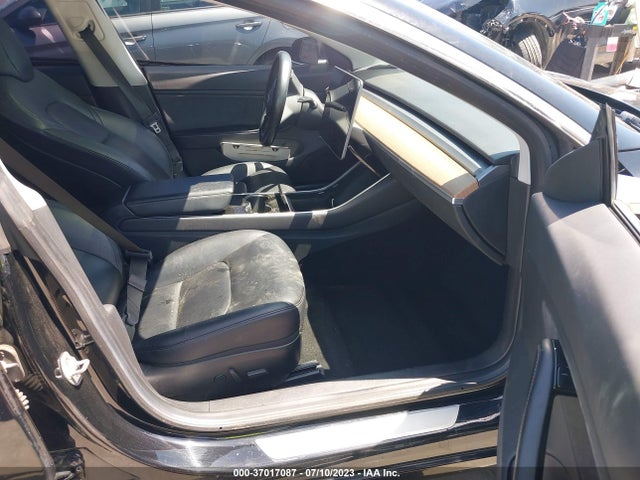 2018 Tesla 3, VIN: 5YJ3E1EA5JF056962