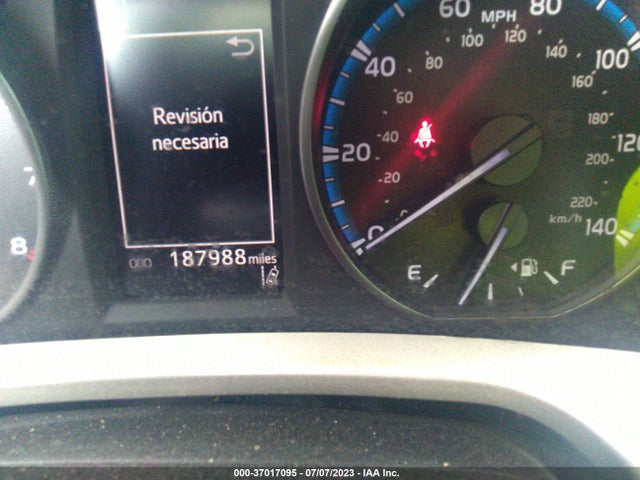 2018 TOYOTA RAV4 LE VIN: 2T3ZFREV7JW480372