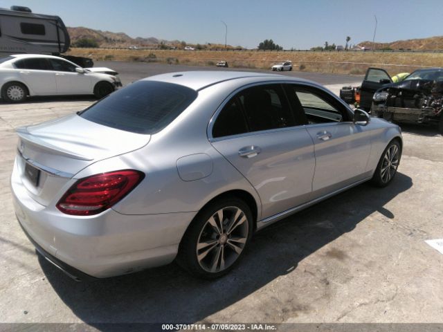 55SWF4JB3GU164322 Mercedes-Benz C-class C 300