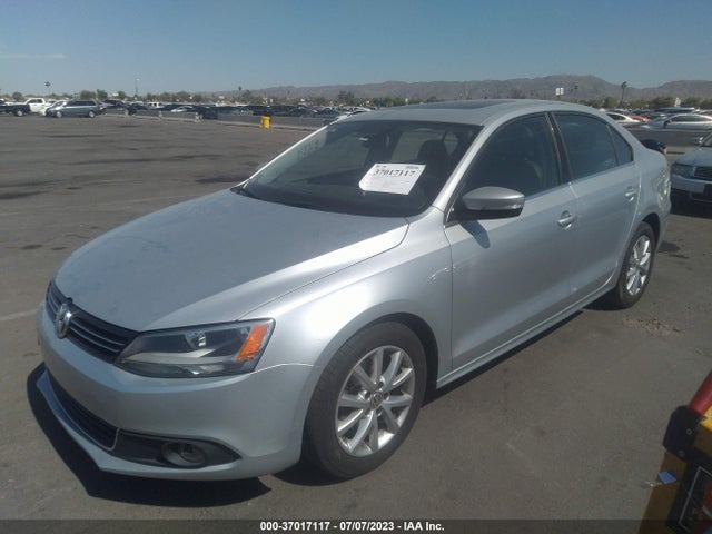 3VWD17AJ3EM393671 Volkswagen Jetta Sedan Se