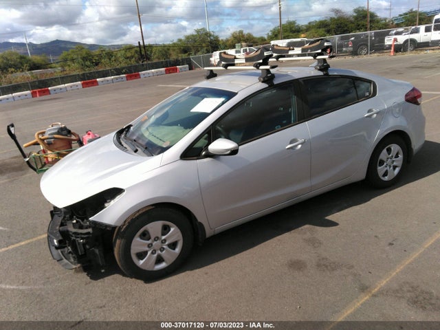 KIA FORTE LX 2017 3KPFL4A7XHE125272 Image 2