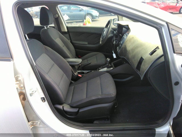 KIA FORTE LX 2017 3KPFL4A7XHE125272 Image 5