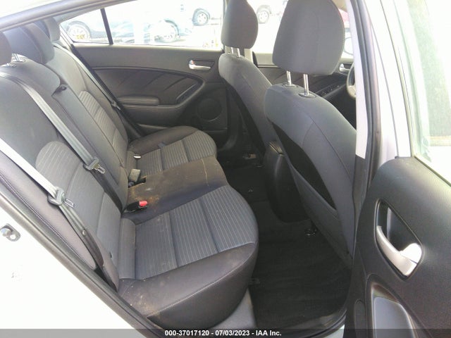 KIA FORTE LX 2017 3KPFL4A7XHE125272 Image 8