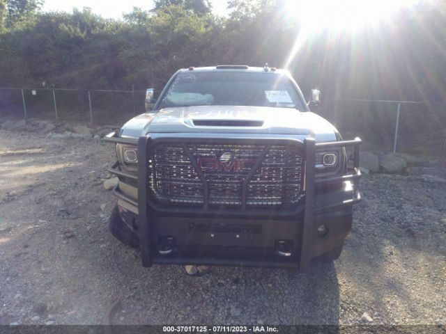 1GT12UEY5JF223928 GMC Sierra 2500hd Denali