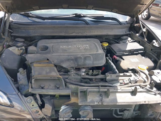 1C4PJLCB9FW676835 Jeep Cherokee Latitude