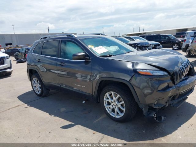 1C4PJLCB9FW676835 Jeep Cherokee Latitude
