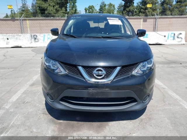 JN1BJ1CP9HW009294 Nissan Rogue Sport S