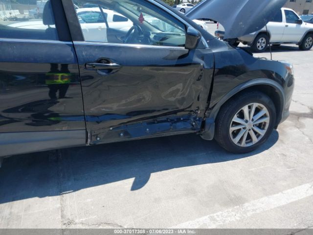 JN1BJ1CP9HW009294 Nissan Rogue Sport S