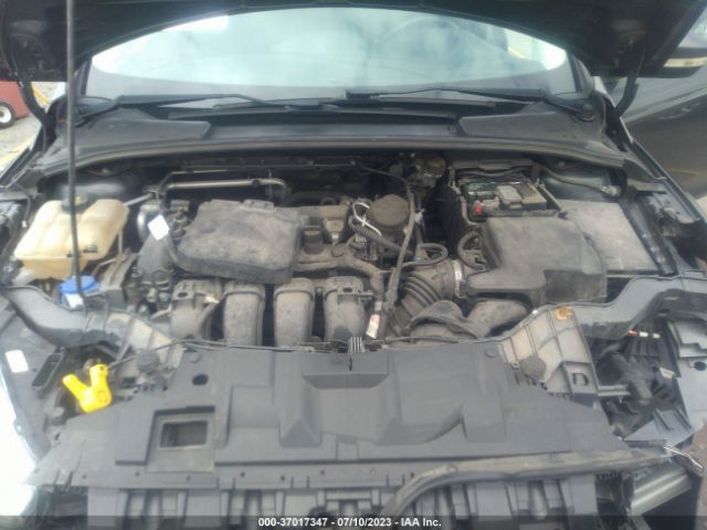1FADP3K21GL310699 Ford FOCUS SE