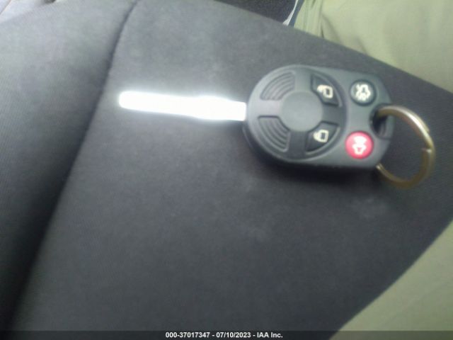 1FADP3K21GL310699 Ford FOCUS SE