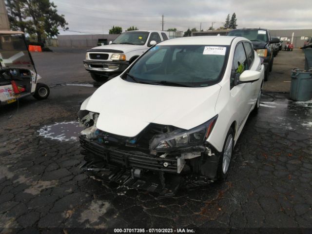 1N4AZ1CP2JC302890 Nissan LEAF S