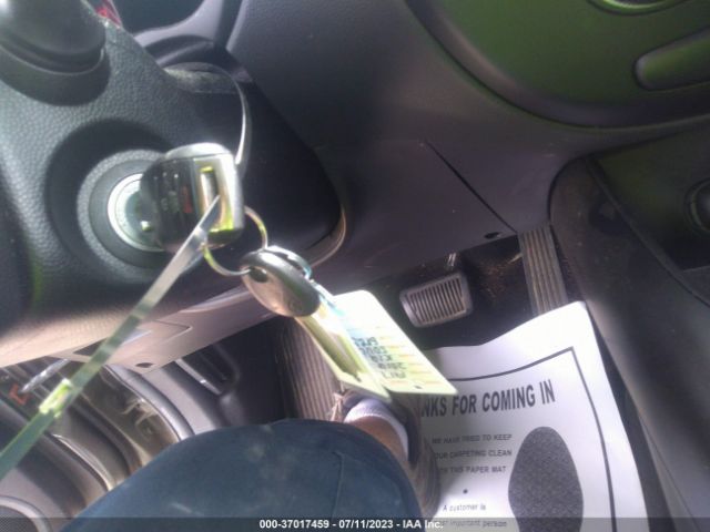 KNDJN2A2XG7292288 KIA Soul Base