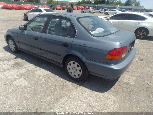 1998 HONDA CIVIC LX VIN: 2HGEJ6677WH595266