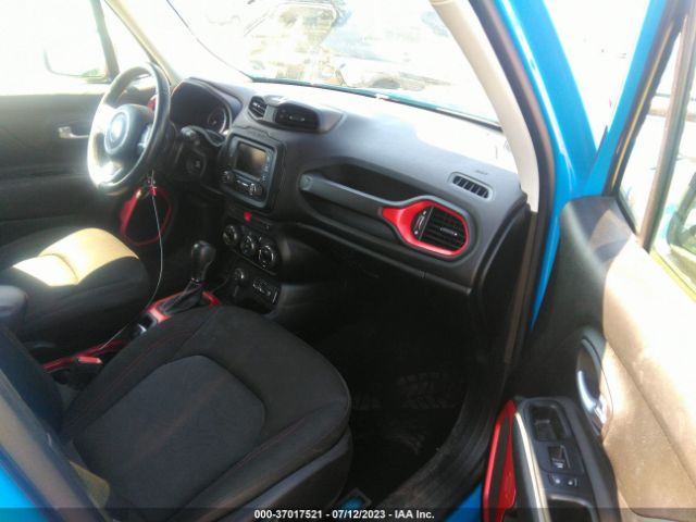 ZACCJBCT0FPB67970 Jeep Renegade Trailhawk