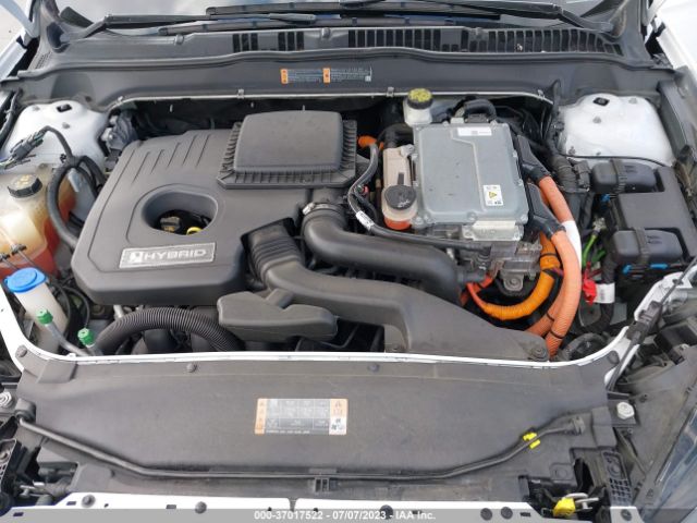 3FA6P0LUXHR325969 Ford Fusion Hybrid Se