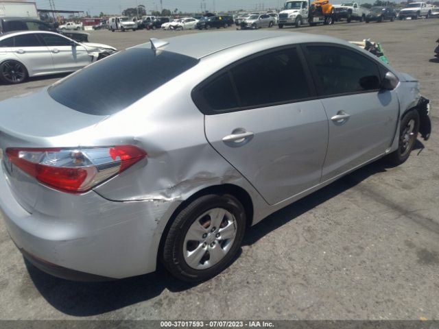 KNAFK4A62G5514960 KIA FORTE LX