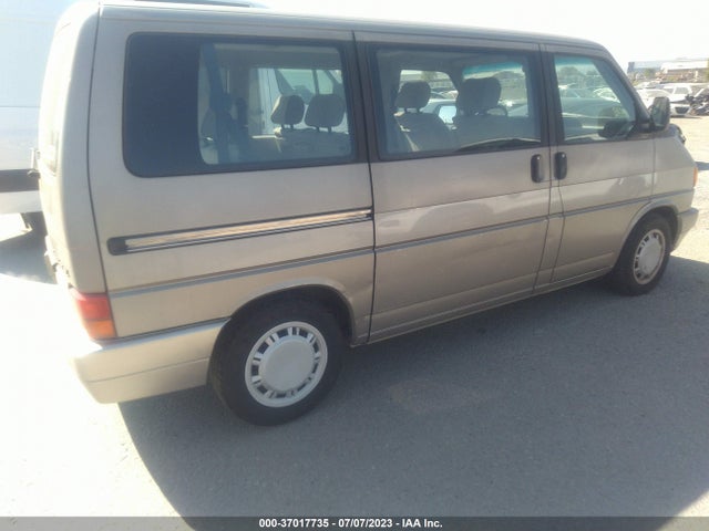 1993 VOLKSWAGEN EUROVAN GL VIN: WV2KC0709PH040399
