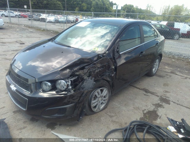 Chevrolet Sonic Lt Auto 2016 1G1JC5SH6G4147205 Image 2