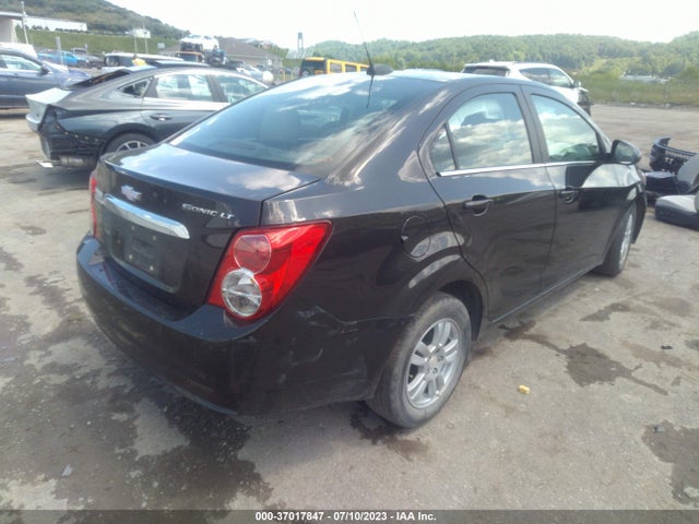 Chevrolet Sonic Lt Auto 2016 1G1JC5SH6G4147205 Image 4