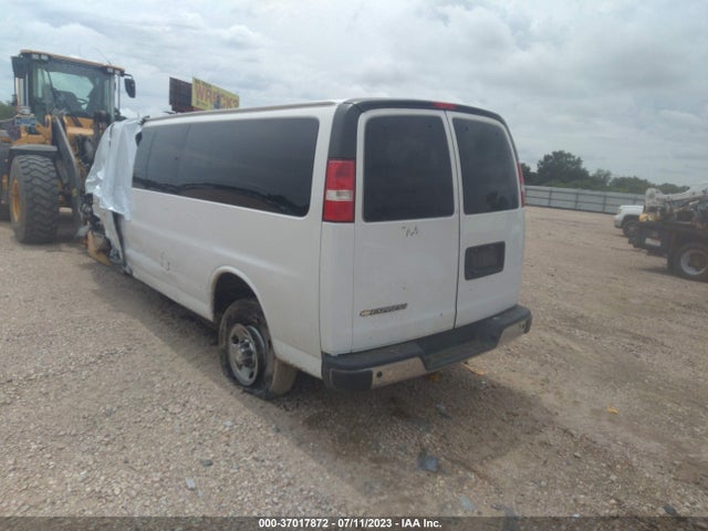 Chevrolet Express Passenger Lt 2018 1GAZGPFGXJ1175893 Image 9