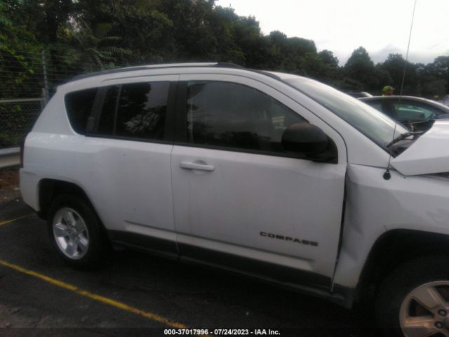 1C4NJCBA8FD124464 Jeep Compass Sport