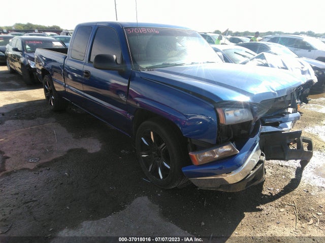 2004 CHEVROLET SILVERADO 1500 LS VIN: 2GCEC19VX41138723
