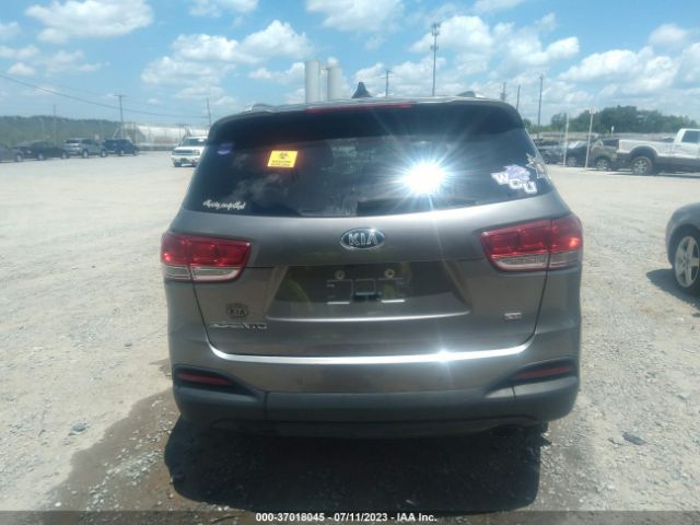 5XYPGDA31JG426821 KIA SORENTO LX
