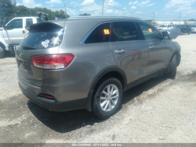 5XYPGDA31JG426821 KIA SORENTO LX