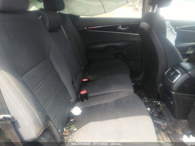 5XYPGDA31JG426821 KIA SORENTO LX