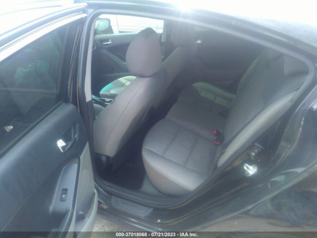 KNAFX4A61G5607941 KIA FORTE LX