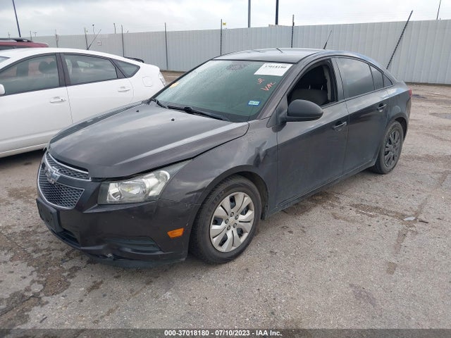 Chevrolet CRUZE LS 2014 1G1PA5SH0E7110193 Image 2
