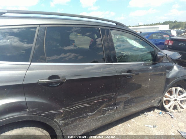 2018 FORD ESCAPE SE VIN: 1FMCU9GD6JUD03403