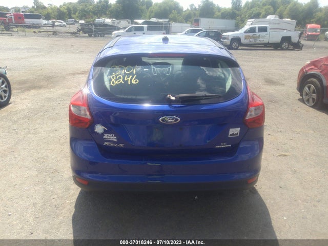 2013 FORD FOCUS SE VIN: 1FADP3K27DL112396
