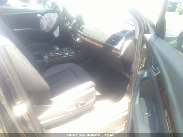 WA1ANAFY5K2100184 Audi Q5 PREMIUM