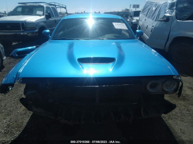 2C3CDZJG7KH570940 Dodge Challenger Gt