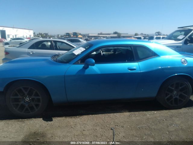 2C3CDZJG7KH570940 Dodge Challenger Gt
