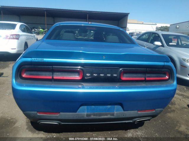 2C3CDZJG7KH570940 Dodge Challenger Gt