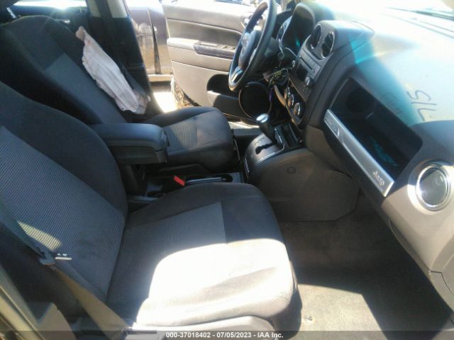 1C4NJCBAXGD715669 Jeep Compass Sport
