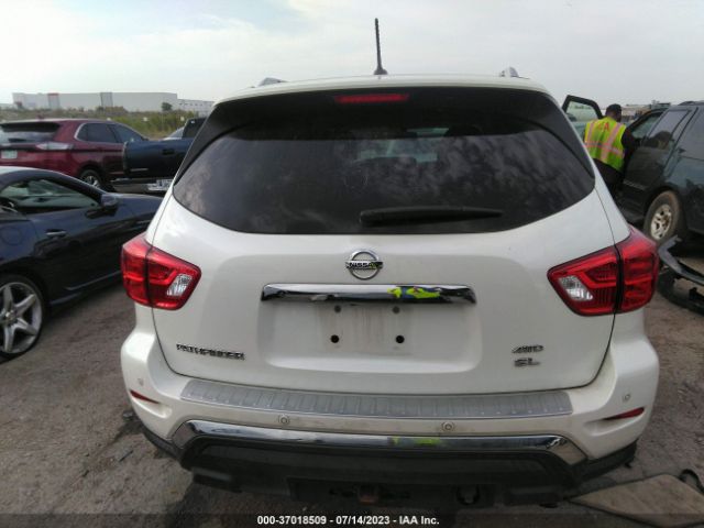 5N1DR2MM5HC644115 Nissan Pathfinder Sl