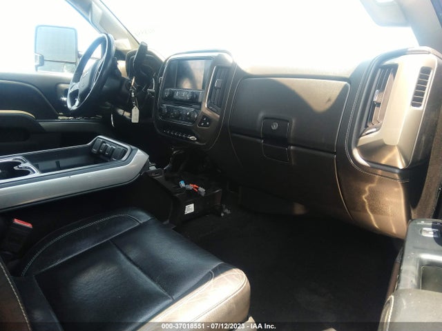 2018 CHEVROLET SILVERADO 2500HD HIGH COUNTRY VIN: 1GC1KXEYXJF223568
